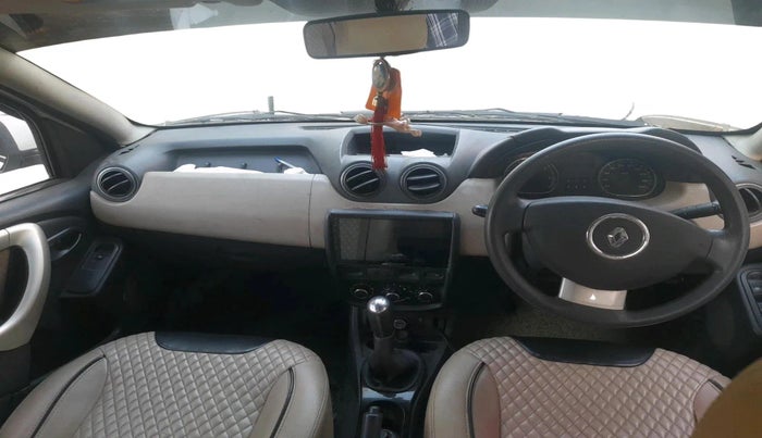 2014 Renault Duster 85 PS RXL DIESEL, Diesel, Manual, 1,03,828 km, interior