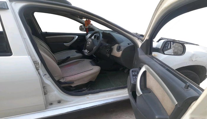 2014 Renault Duster 85 PS RXL DIESEL, Diesel, Manual, 1,03,828 km, interior