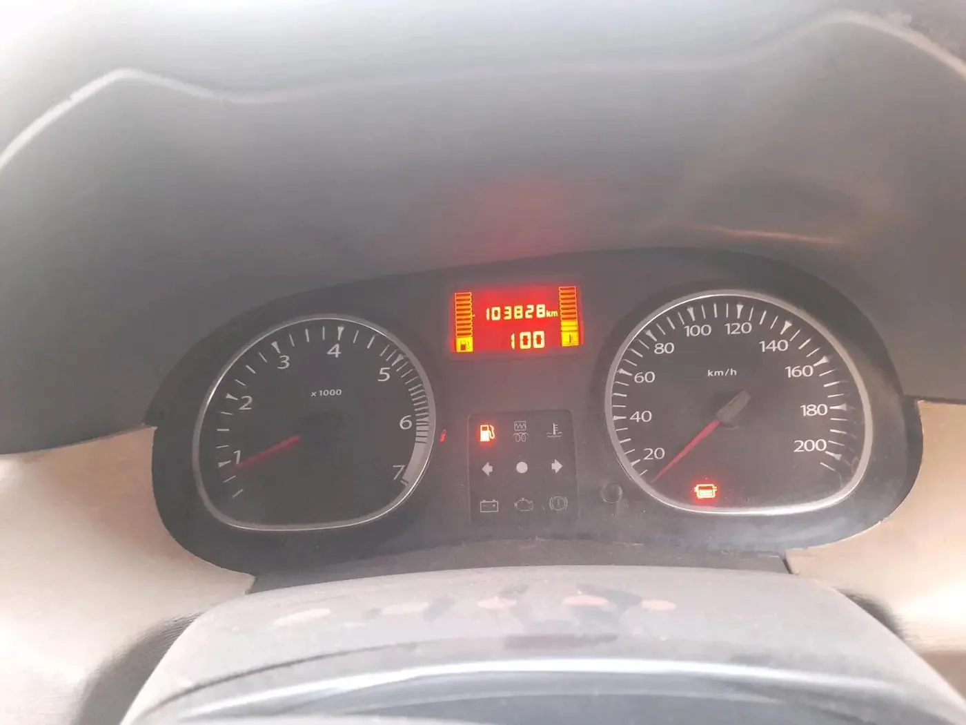 2014 Renault Duster 85 PS RXL DIESEL, Diesel, Manual, 1,03,828 km, interior