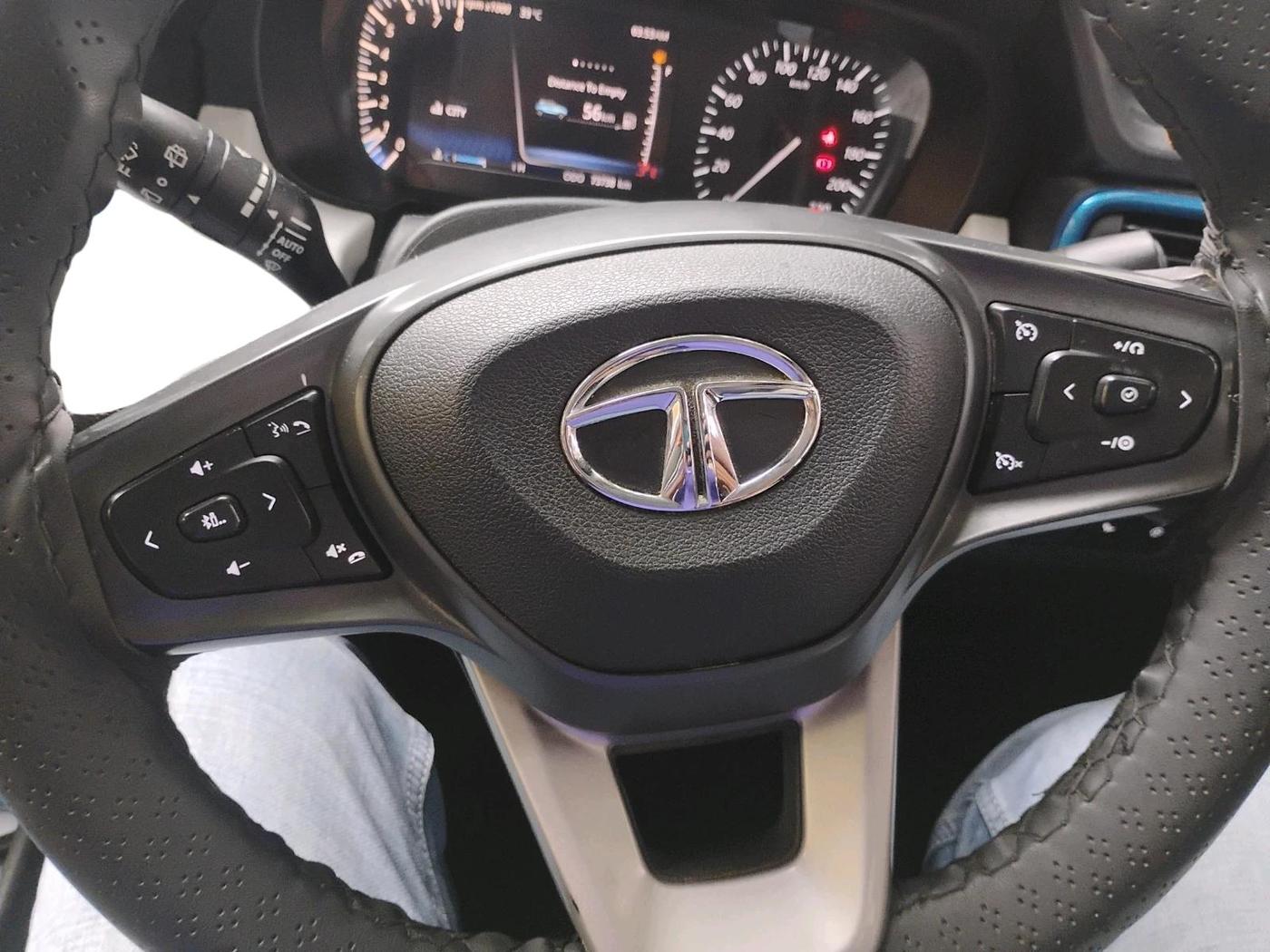 2023 Tata PUNCH CREATIVE  MT, Petrol, Manual, 73,738 km, interior