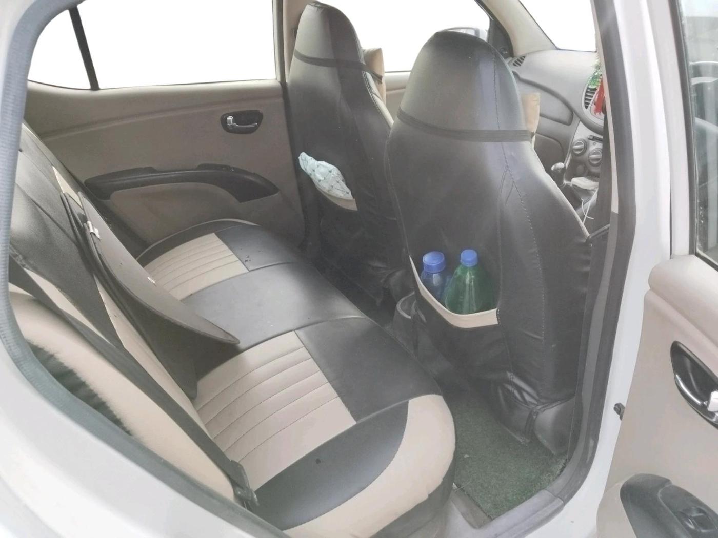 2016 Hyundai i10 MAGNA 1.1, Petrol, Manual, 1,01,309 km, interior