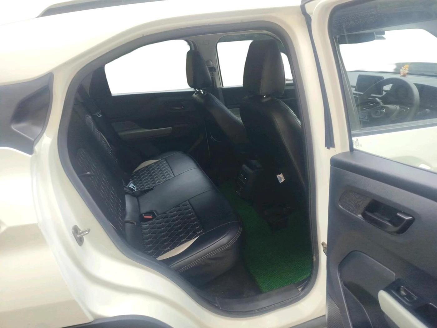 2025 Tata PUNCH Accomplished Plus (S) iCNG, CNG, Manual, 21,280 km, interior