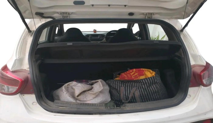 2017 Hyundai Grand i10 SPORTZ U2 1.2 CRDI, Diesel, Manual, 2,16,531 km, exterior