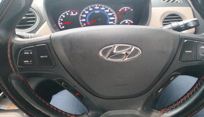 2017 Hyundai Grand i10 SPORTZ U2 1.2 CRDI, Diesel, Manual, 2,16,531 km, interior