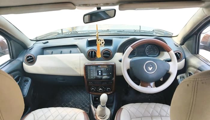 2013 Renault Duster 85 PS RXL DIESEL, Diesel, Manual, 1,54,000 km, interior