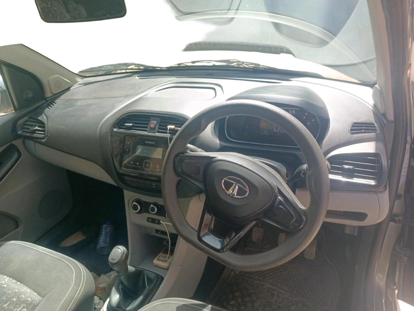 2023 Tata Tiago XM CNG, CNG, Manual, 52,772 km, interior