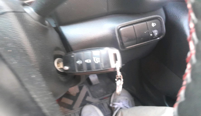 2021 KIA SONET HTK PLUS 1.2, Petrol, Manual, 1,14,895 km, interior