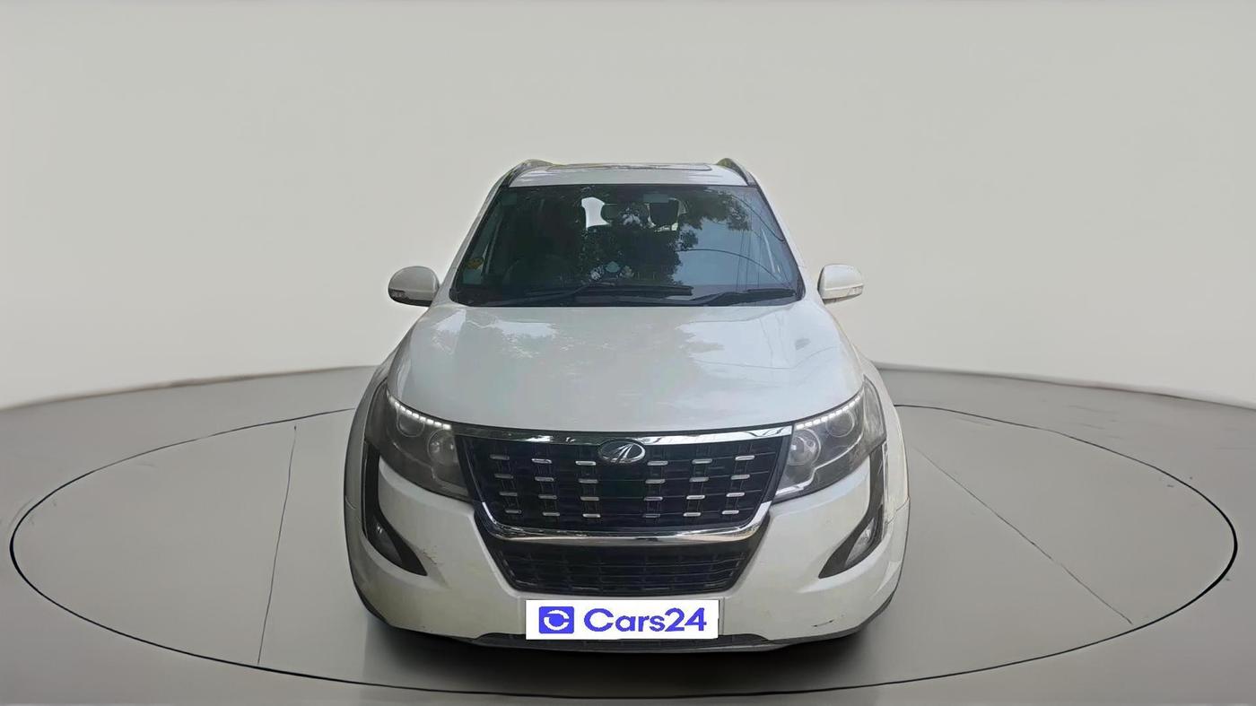 2019 Mahindra XUV500 W9, Diesel, Manual, 1,32,907 km, exterior