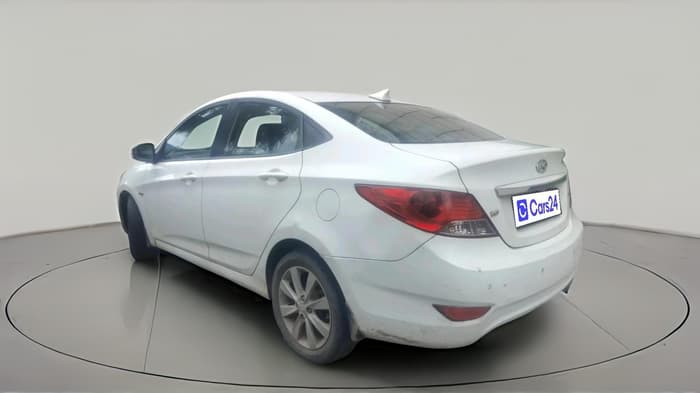 2013 Hyundai Verna FLUIDIC 1.6 CRDI SX, Diesel, Manual, 89,516 km, exterior