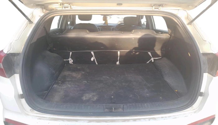 2017 Hyundai Creta BASE 1.4 DIESEL, Diesel, Manual, 1,53,430 km, exterior