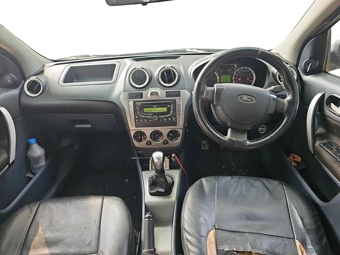 2015 Ford Classic CLXI 1.4 DIESEL, Diesel, Manual, 1,89,251 km, interior