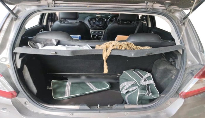 2016 Tata Tiago XZ PETROL, Petrol, Manual, 92,472 km, exterior