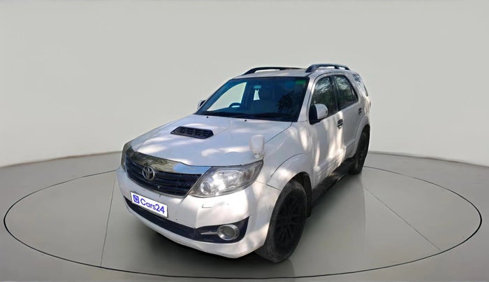 2012 Toyota Fortuner 3.0 4X4 MT, Diesel, Manual, 1,33,635 km, exterior