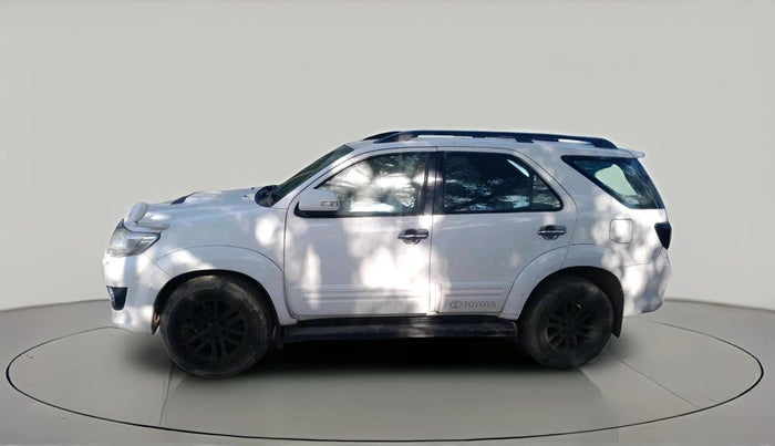 2012 Toyota Fortuner 3.0 4X4 MT, Diesel, Manual, 1,33,635 km, exterior