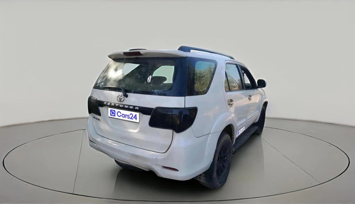 2012 Toyota Fortuner 3.0 4X4 MT, Diesel, Manual, 1,33,635 km, exterior