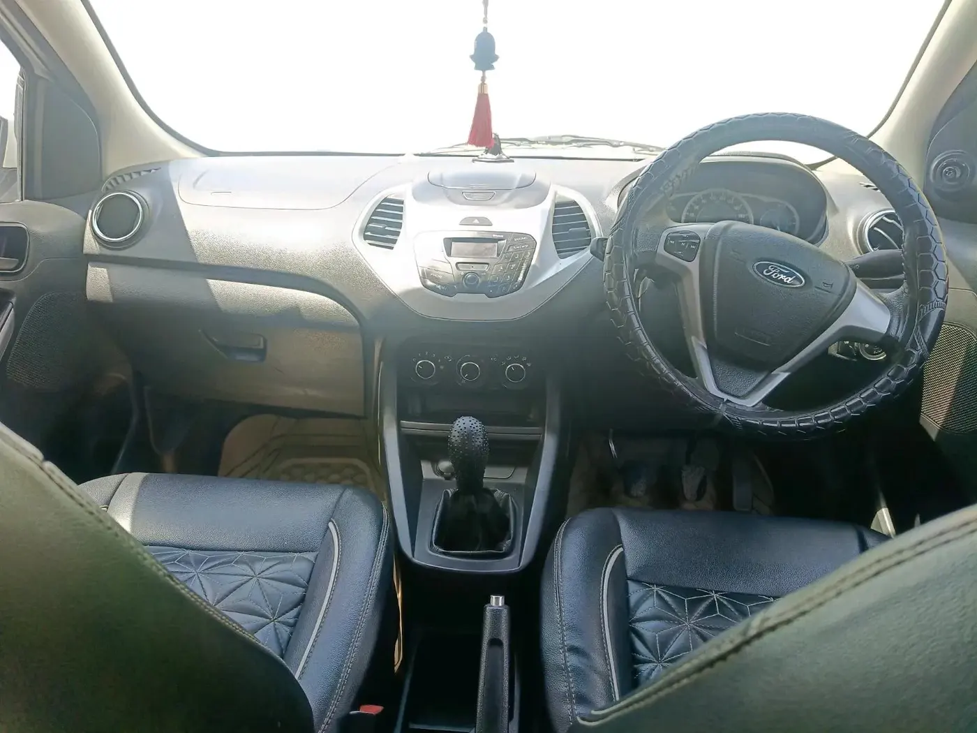 2016 Ford New Figo TREND 1.5L DIESEL, Diesel, Manual, 1,63,507 km, interior