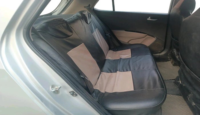 2016 Hyundai Grand i10 SPORTZ 1.1 CRDI, Diesel, Manual, 58,168 km, interior