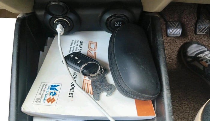 2017 Maruti Dzire ZXI, Petrol, Manual, 1,04,984 km, interior