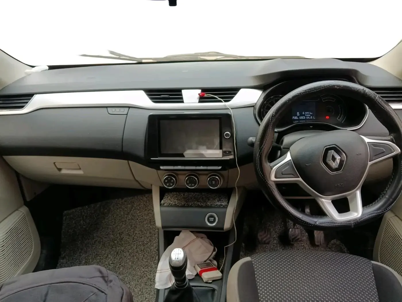 2020 Renault TRIBER RXZ, Petrol, Manual, 61,441 km, interior