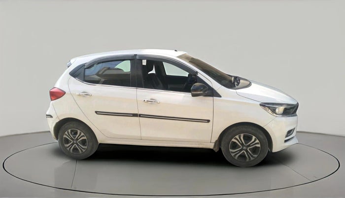 2022 Tata Tiago XZ PLUS CNG, CNG, Manual, 1,34,948 km, exterior