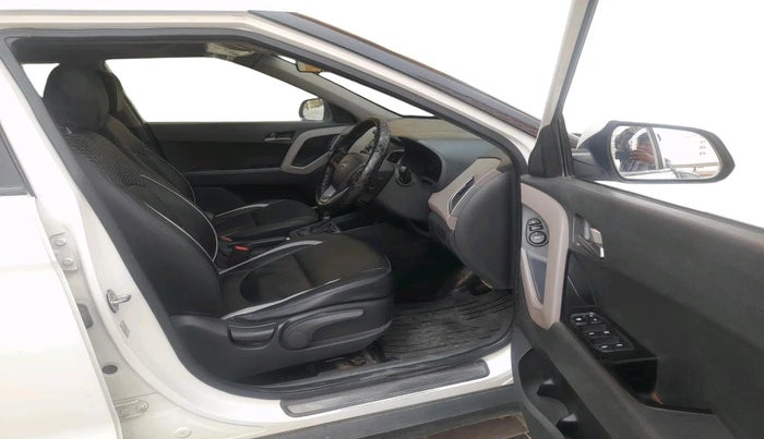 2017 Hyundai Creta SX PLUS AT 1.6 DIESEL, Diesel, Automatic, 81,034 km, interior