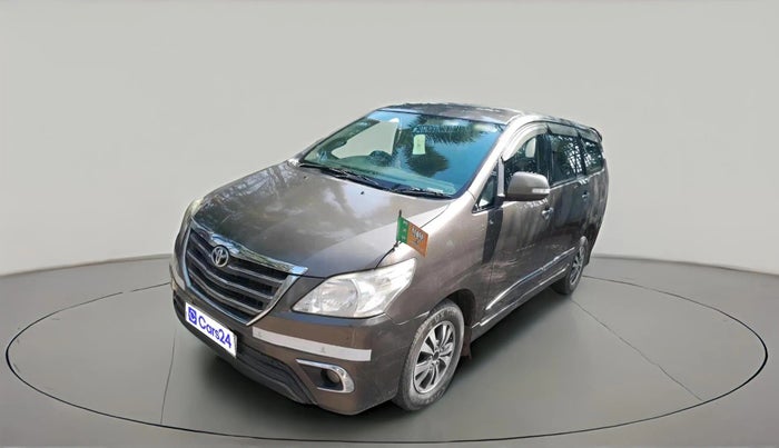 2015 Toyota Innova 2.5 VX 8 STR, Diesel, Manual, 3,13,422 km, exterior