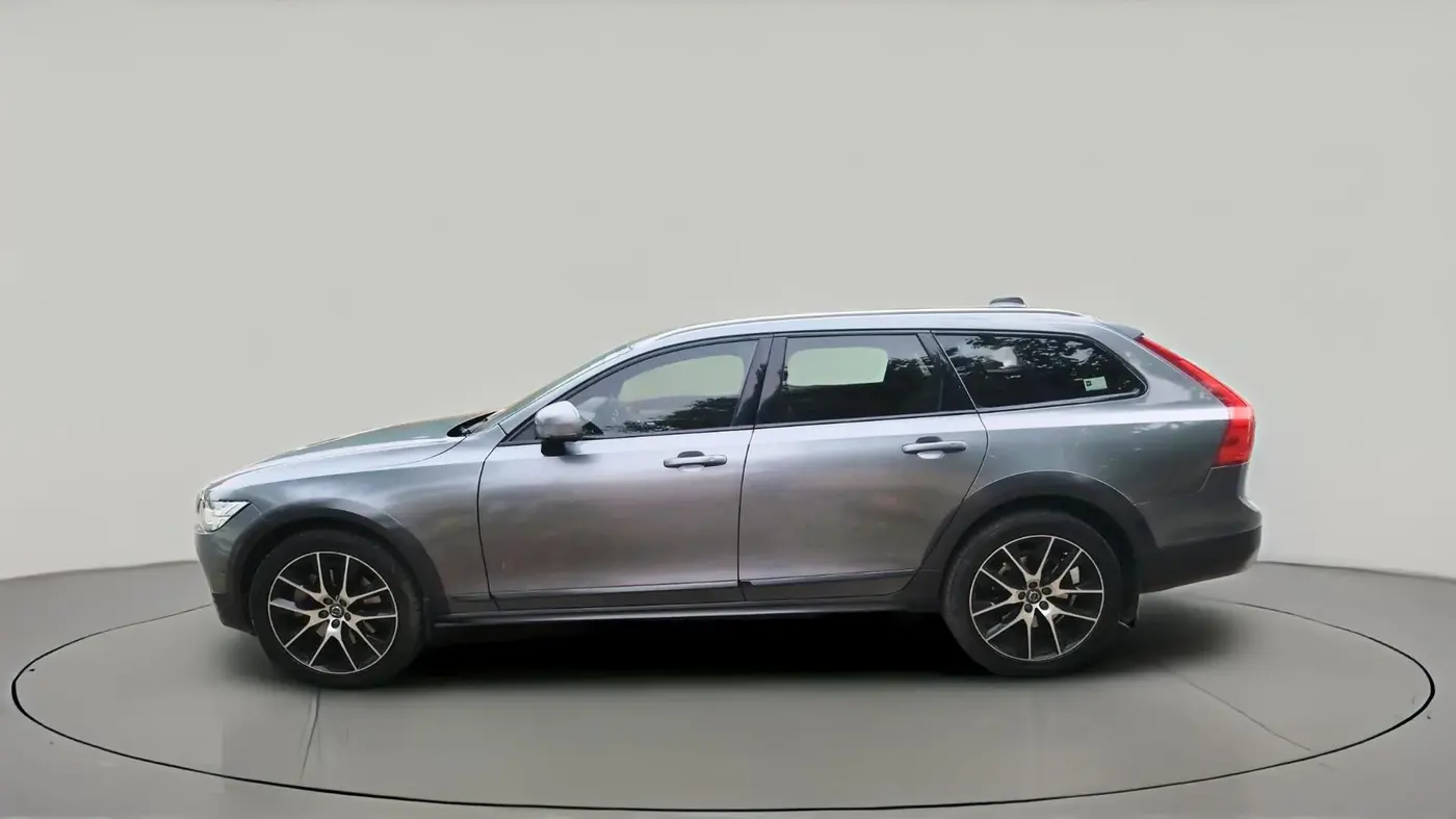 2017 Volvo V90 CROSS COUNTRY D5 INSCRIPTION , Diesel, Automatic, 66,143 km, exterior