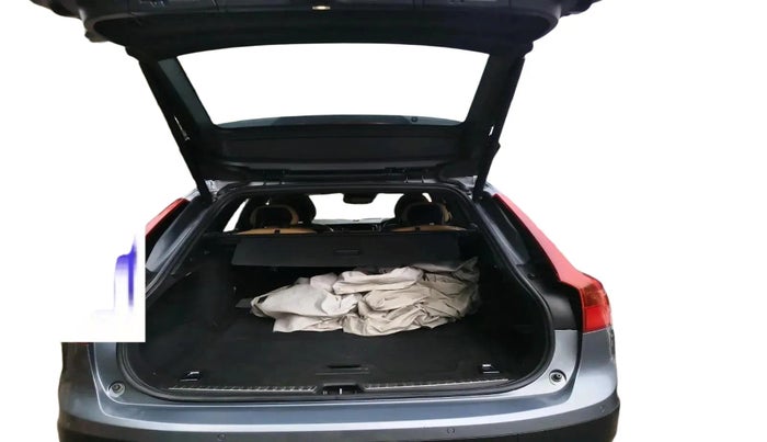 2017 Volvo V90 CROSS COUNTRY D5 INSCRIPTION , Diesel, Automatic, 66,143 km, exterior