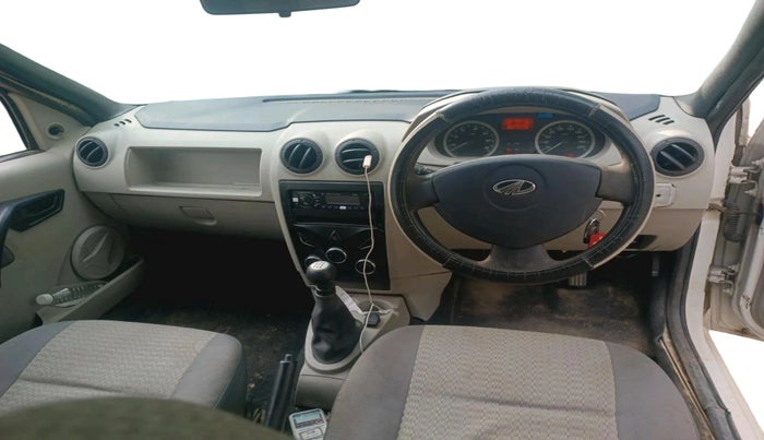 2013 Mahindra Verito 1.5 D4, Diesel, Manual, 86,224 km, interior