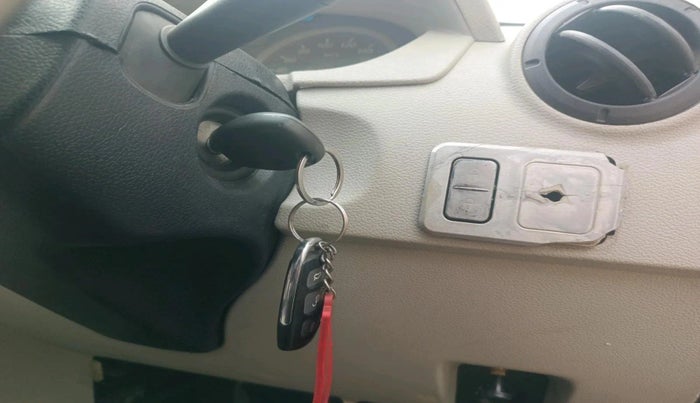 2013 Mahindra Verito 1.5 D4, Diesel, Manual, 86,224 km, interior