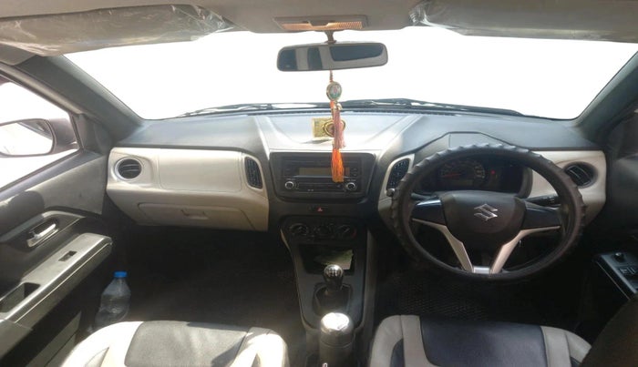 2019 Maruti New Wagon-R VXI 1.0, Petrol, Manual, 1,22,501 km, interior