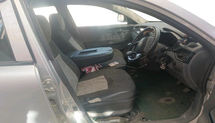 2020 Mahindra KUV 100 NXT K2+ P 6 STR, Petrol, Manual, 99,677 km, interior