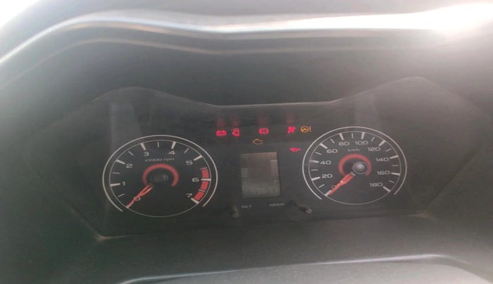 2020 Mahindra KUV 100 NXT K2+ P 6 STR, Petrol, Manual, 99,677 km, interior