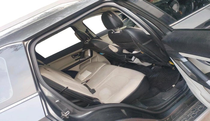 2021 Tata Safari XZ PLUS, Diesel, Manual, 1,40,237 km, interior