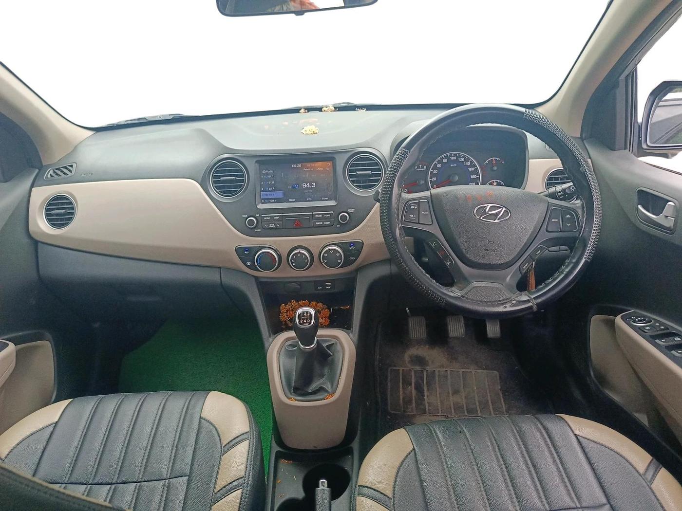 2019 Hyundai Grand i10 SPORTZ 1.2 KAPPA VTVT, Petrol, Manual, 36,640 km, interior