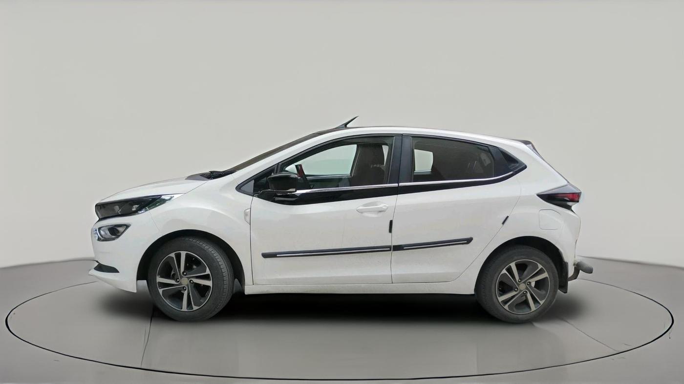 2023 Tata ALTROZ XZ PLUS PETROL, Petrol, Manual, 26,704 km, exterior