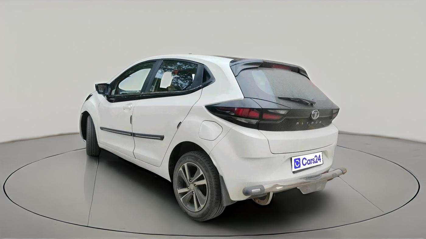 2023 Tata ALTROZ XZ PLUS PETROL, Petrol, Manual, 26,704 km, exterior