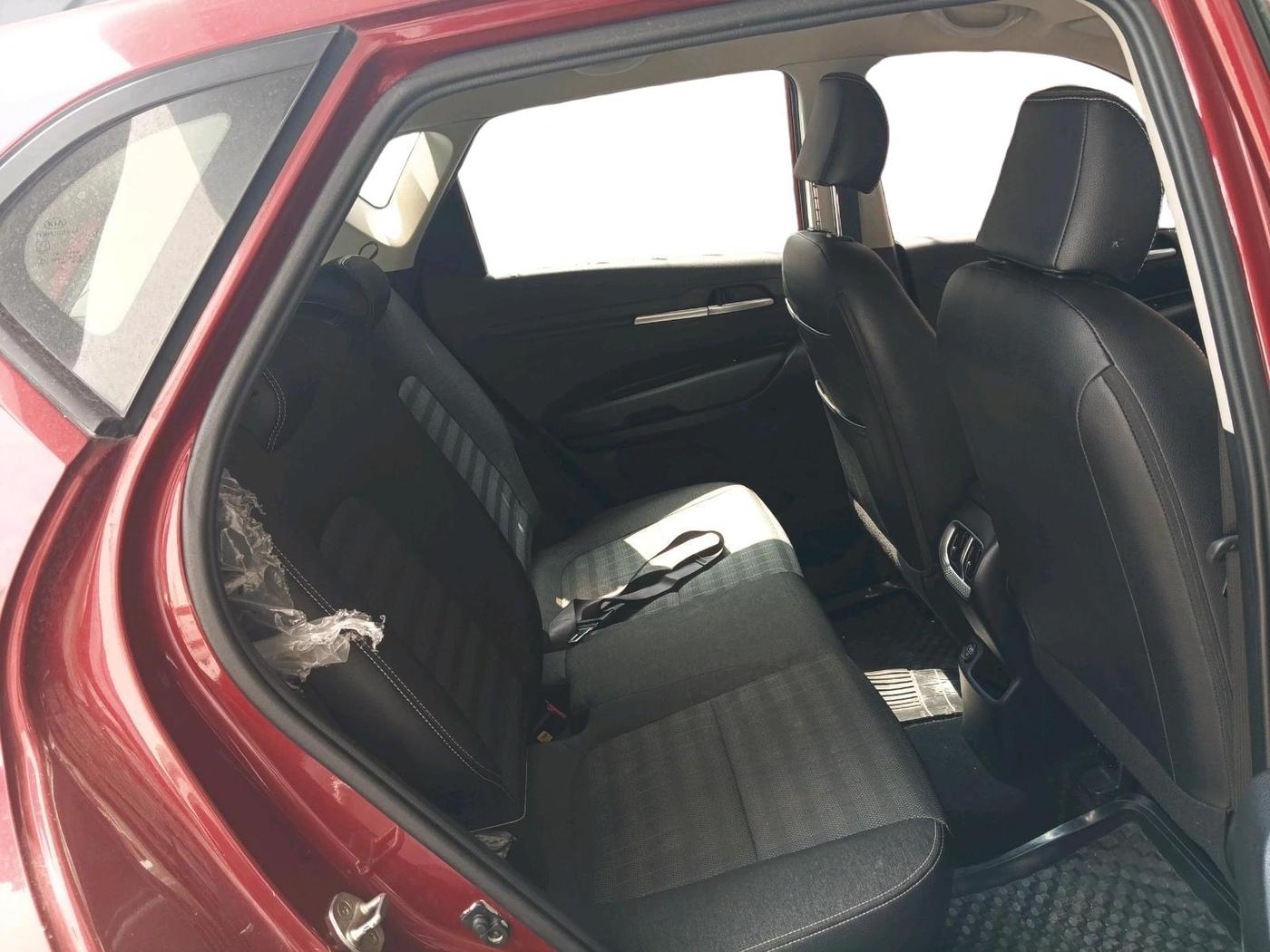 2021 KIA SONET HTK PLUS 1.2, Petrol, Manual, 22,765 km, interior