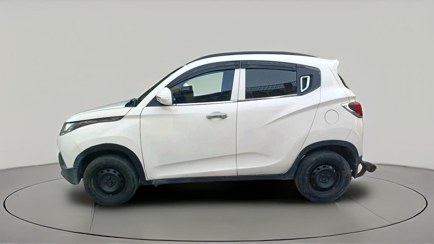 2016 Mahindra Kuv100 K4 D 6 STR, Diesel, Manual, 1,32,405 km, exterior