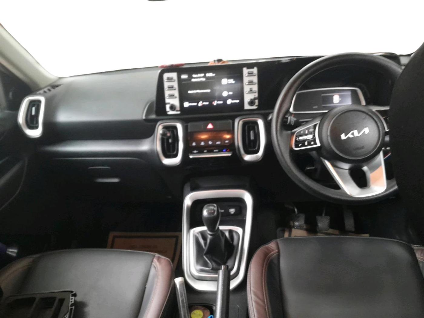 2025 KIA SONET HTK (O) 1.2 Petrol MT, Petrol, Manual, 14,901 km, interior