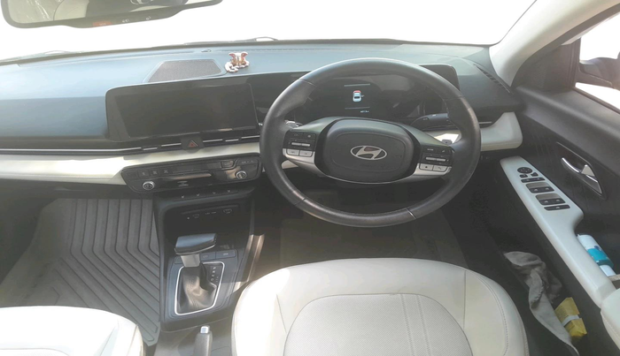 2023 Hyundai Verna SX(O) 1.5 MPI IVT , Petrol, Automatic, 6,013 km, interior