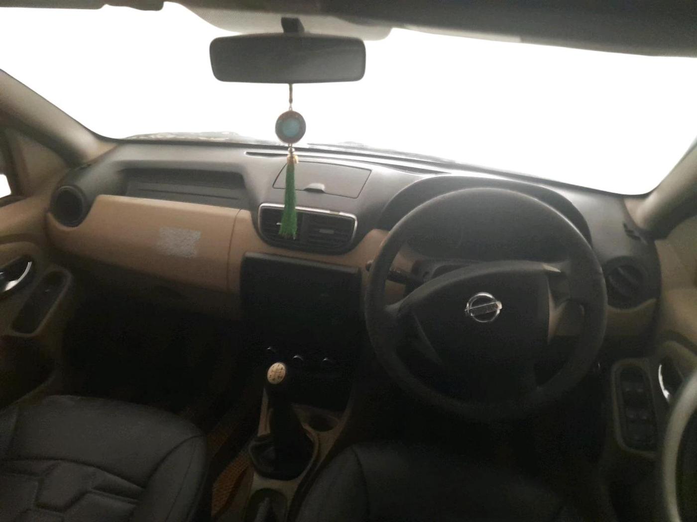 2014 Nissan Terrano XL (D), Diesel, Manual, 2,45,310 km, interior
