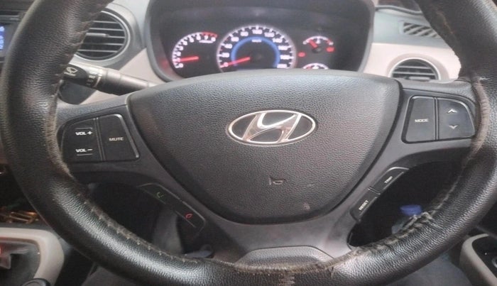 2015 Hyundai Grand i10 SPORTZ 1.2 KAPPA VTVT, Petrol, Manual, 49,469 km, interior