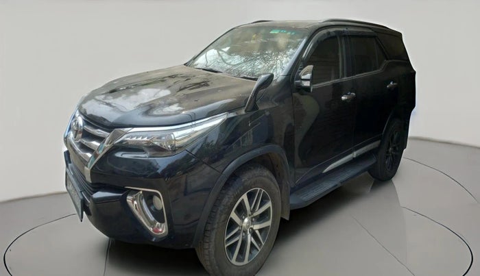 2017 Toyota Fortuner 2.8 4X2 MT, Diesel, Manual, 1,08,437 km, exterior