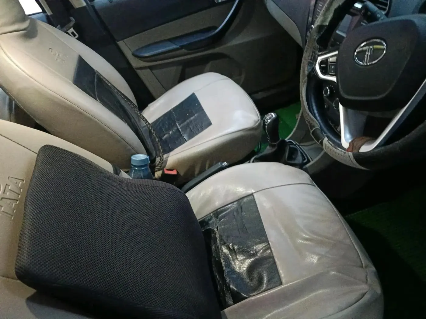 2017 Tata Tiago XZ DIESEL, Diesel, Manual, 1,57,589 km, interior
