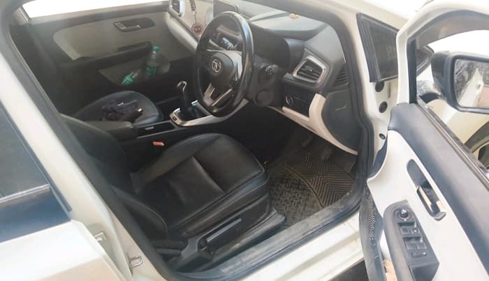 2021 Tata ALTROZ XZ PLUS PETROL, Petrol, Manual, 52,396 km, interior