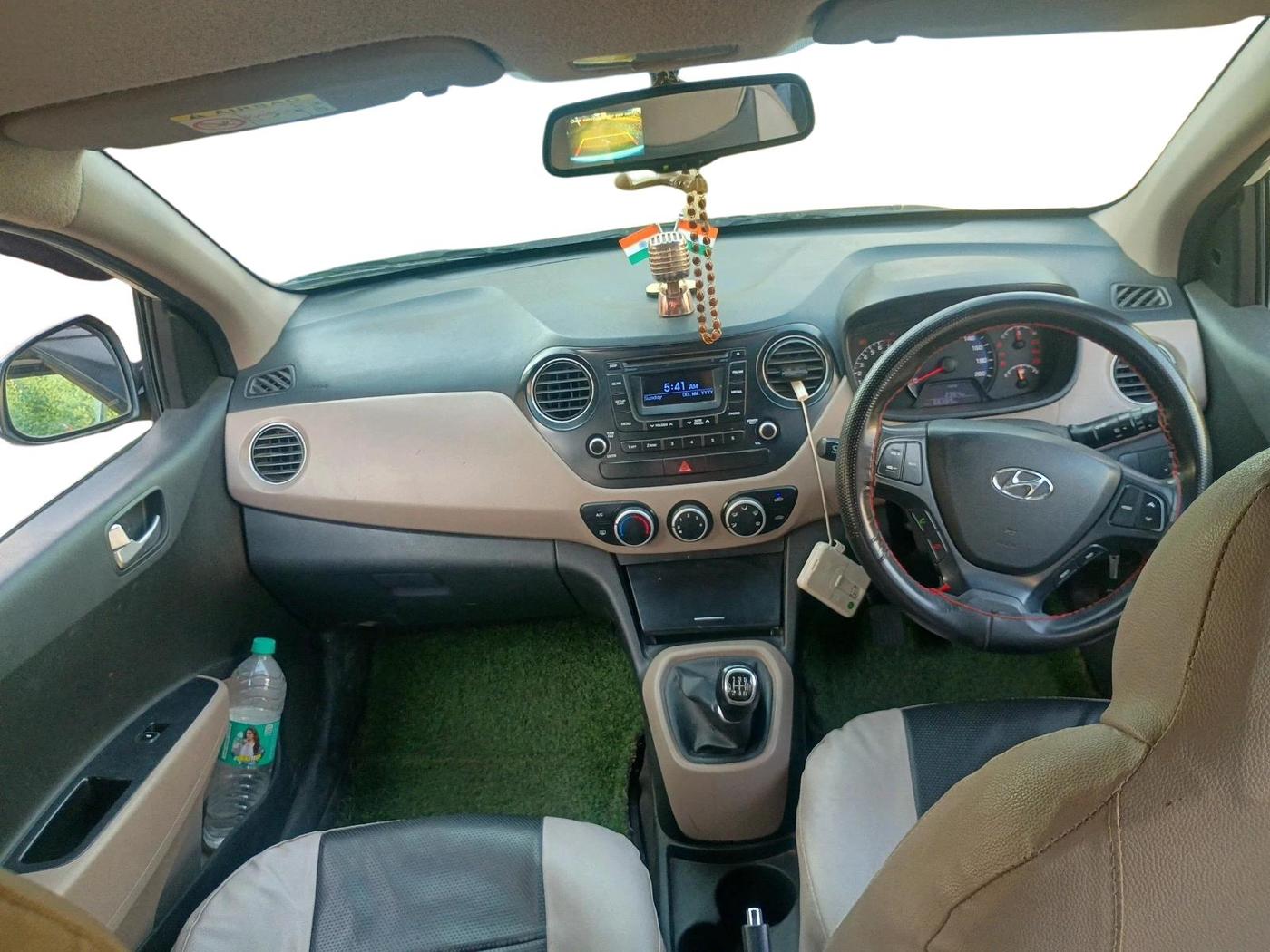 2015 Hyundai Xcent SX 1.2, Petrol, Manual, 66,391 km, interior