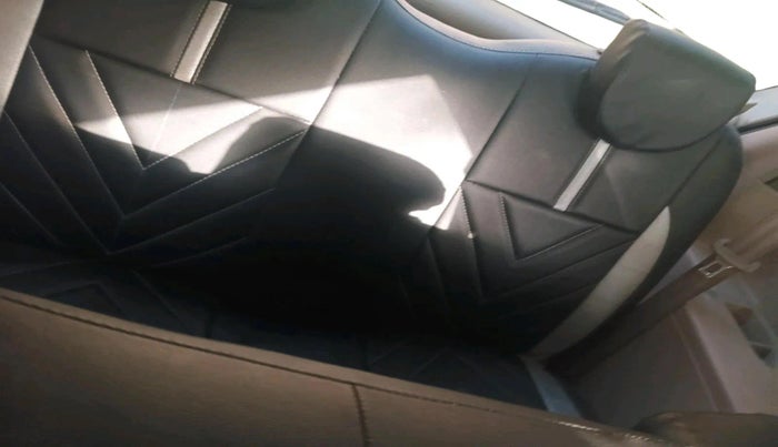 2012 Maruti Ertiga ZDI, Diesel, Manual, 1,22,864 km, interior