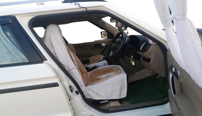 2022 Mahindra BOLERO NEO N10 R, Diesel, Manual, 1,00,146 km, interior