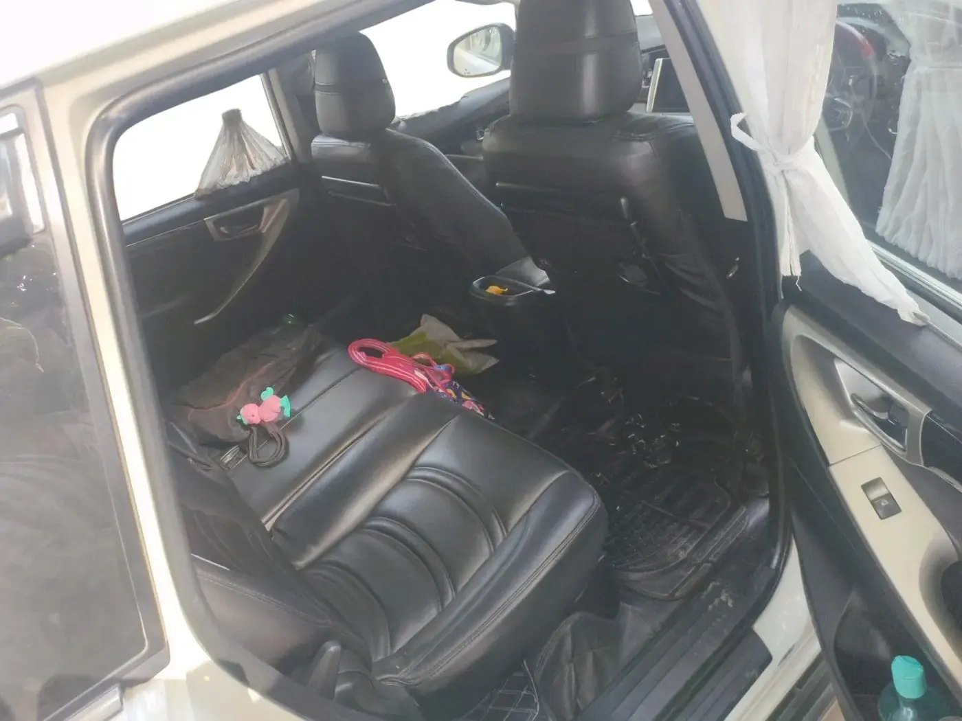 2018 Toyota Innova Crysta 2.4 VX 8 STR, Diesel, Manual, 1,09,275 km, interior